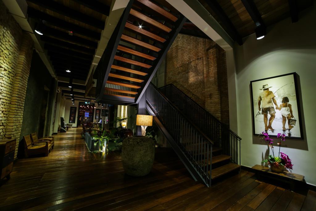 Hotel 1825 Gallery